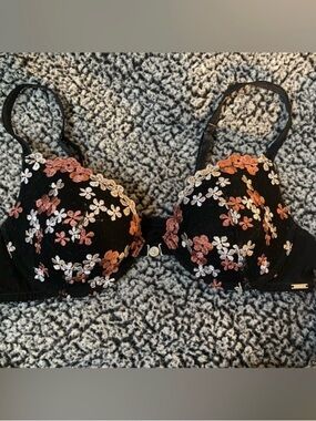 Black Floral Embroidered Demi Bra 36A